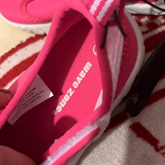 Wave Zone 9C Toddler Water Shoes - Picture 3 of 4